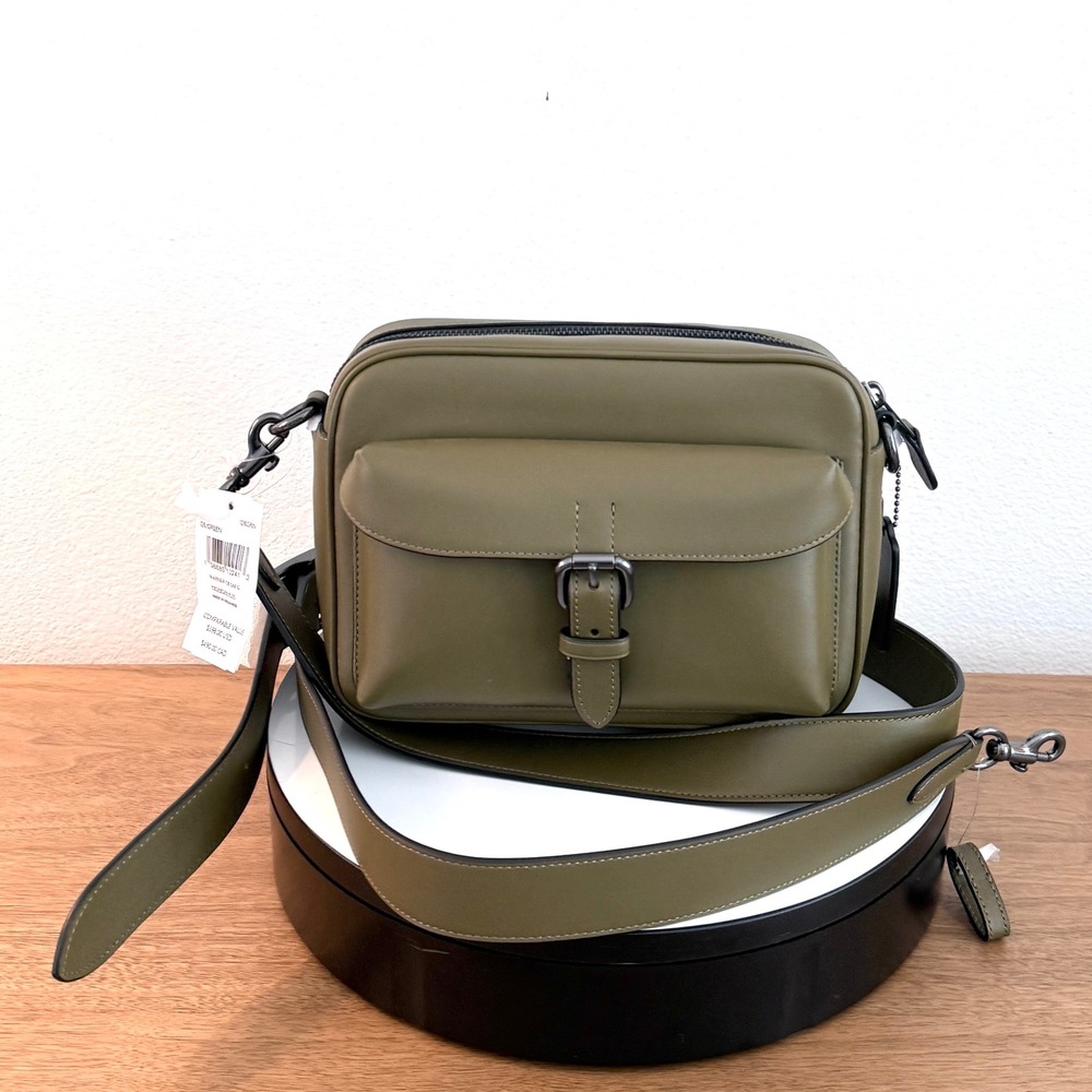 Coach Olive Green Glovetanned Leather Crossbody Bag Gunmetal Hardware CB163